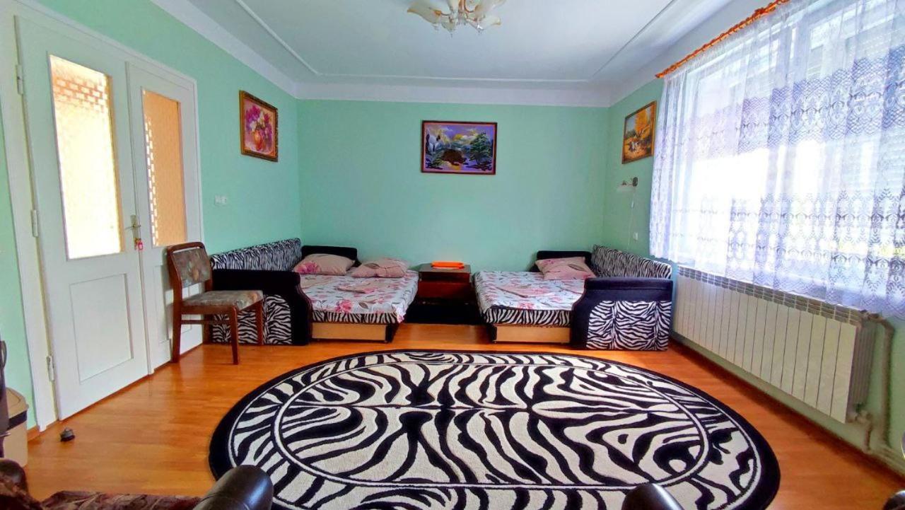 Садиба Анна - Термальні Води Косино Zapson ภายนอก รูปภาพ